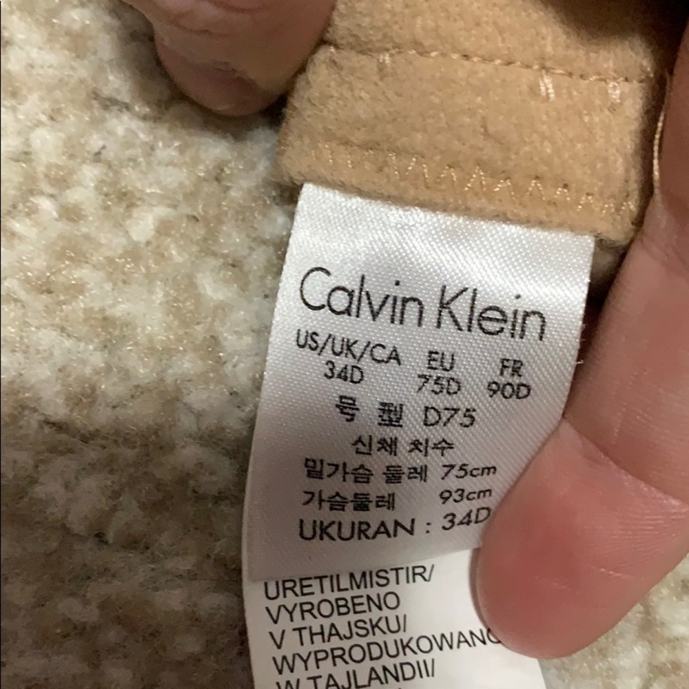 Calvin Klein bra - Picture 2 of 3